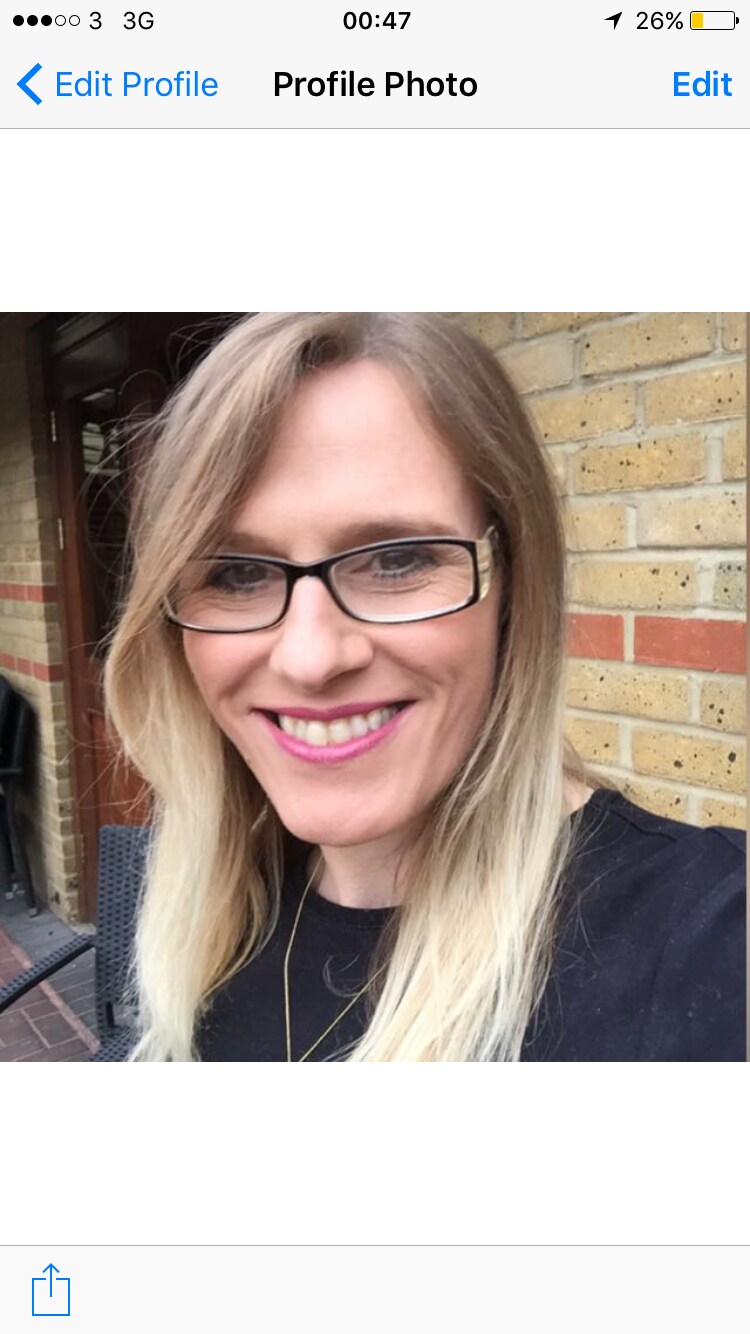 Elizabeth Profile Image